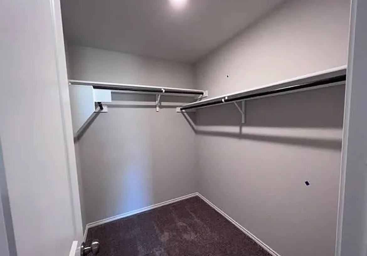 10547 Varmus Dr - Photo 6 of 14