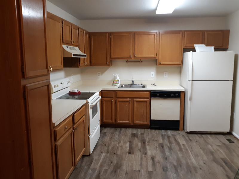 7633 Chadds Landing Way - Photo 3 of 15