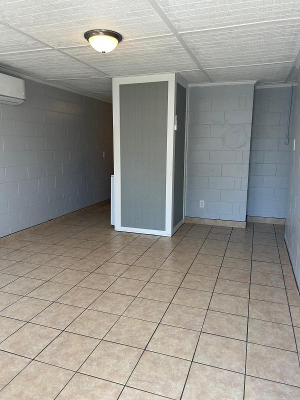 2451 Gervais St #A - Photo 5 of 15