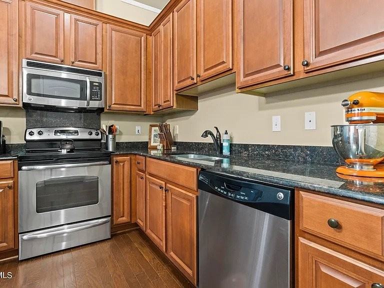 17179 Palm Ridge Dr - Photo 7 of 12