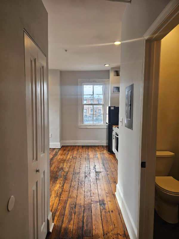 2116 N Charles St #2R - Photo 5 of 14