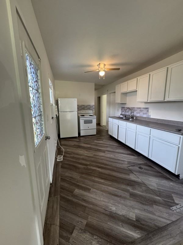 2022 Lincolnway E - Photo 4 of 9