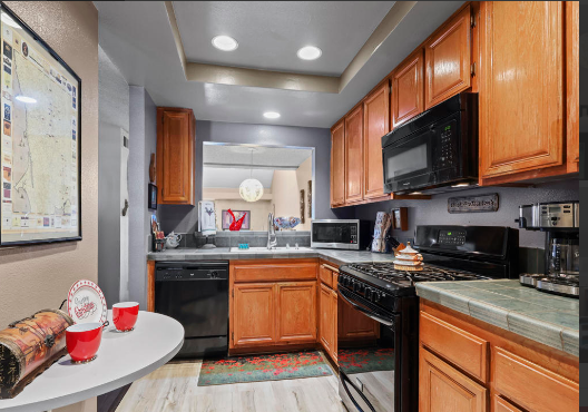 6616 Clybourn Ave #102 - Photo 5 of 14