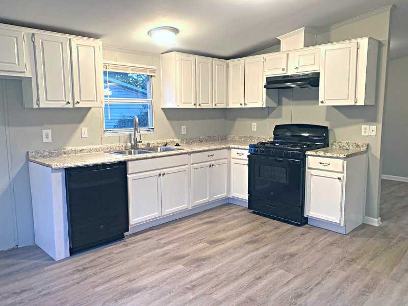 5827 Dylan Dr - Photo 4 of 13