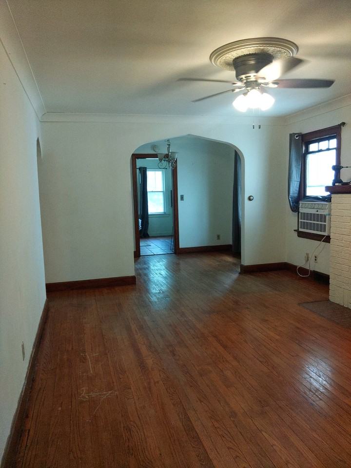 4411 10th Ave - Photo 2 of 13