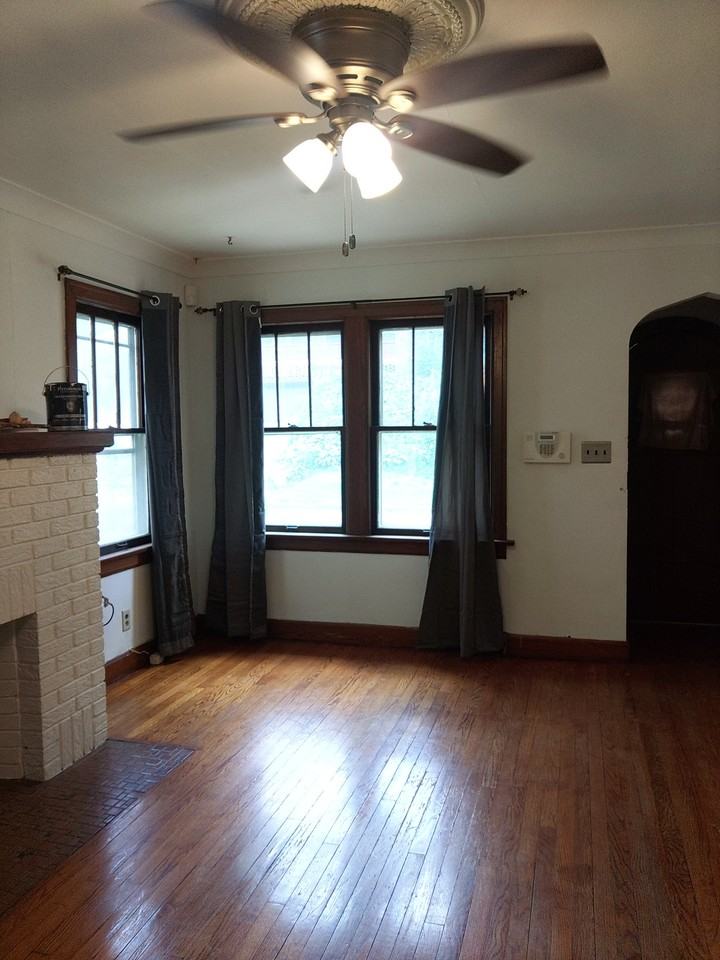 4411 10th Ave - Photo 3 of 13