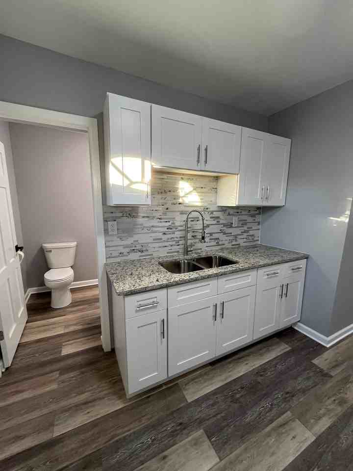 4744 Delaware St - Photo 4 of 12