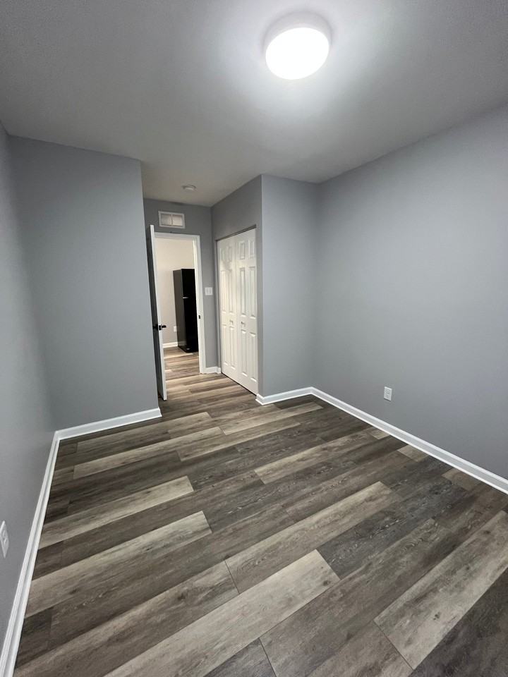 4744 Delaware St - Photo 6 of 12