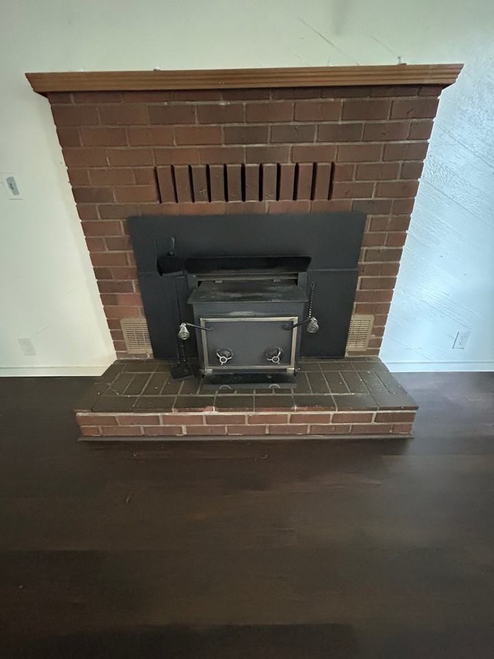 1595 Scandia St - Photo 5 of 11