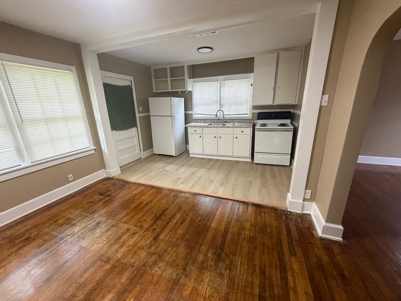 510 Avondale Ct - Photo 4 of 8