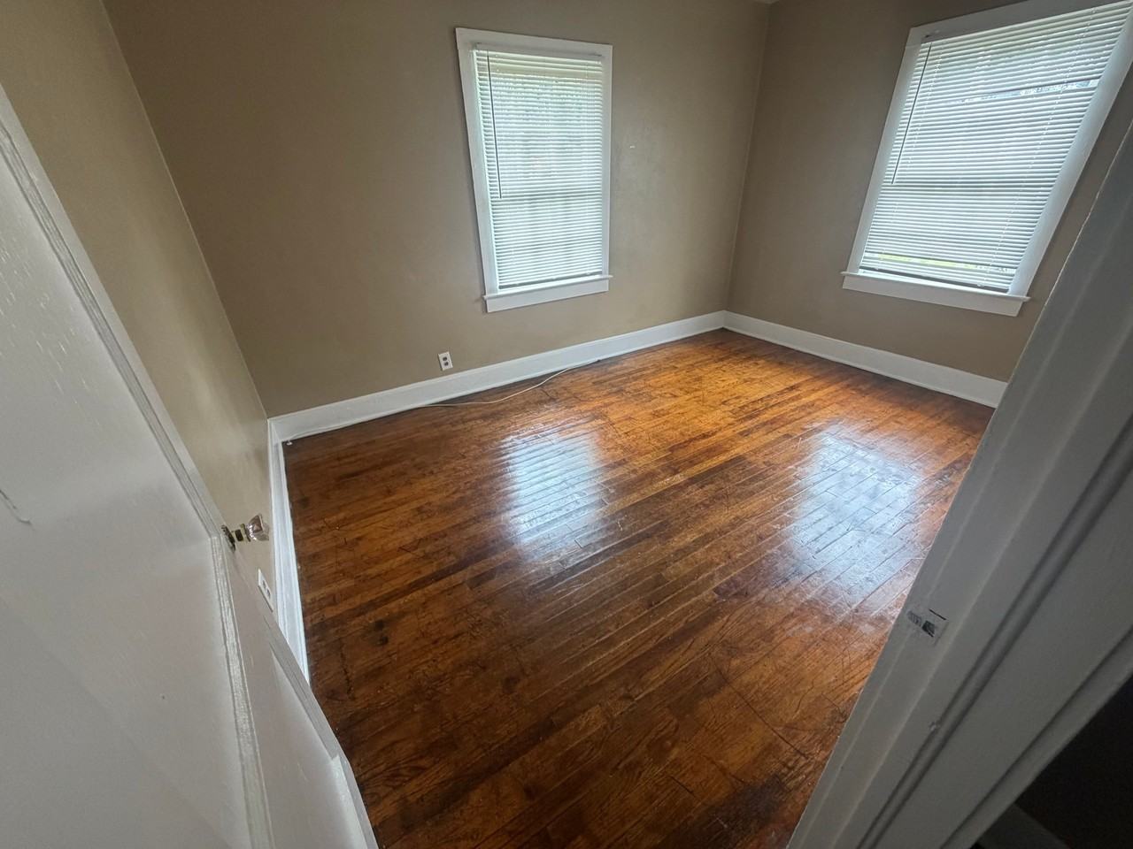 510 Avondale Ct - Photo 5 of 8