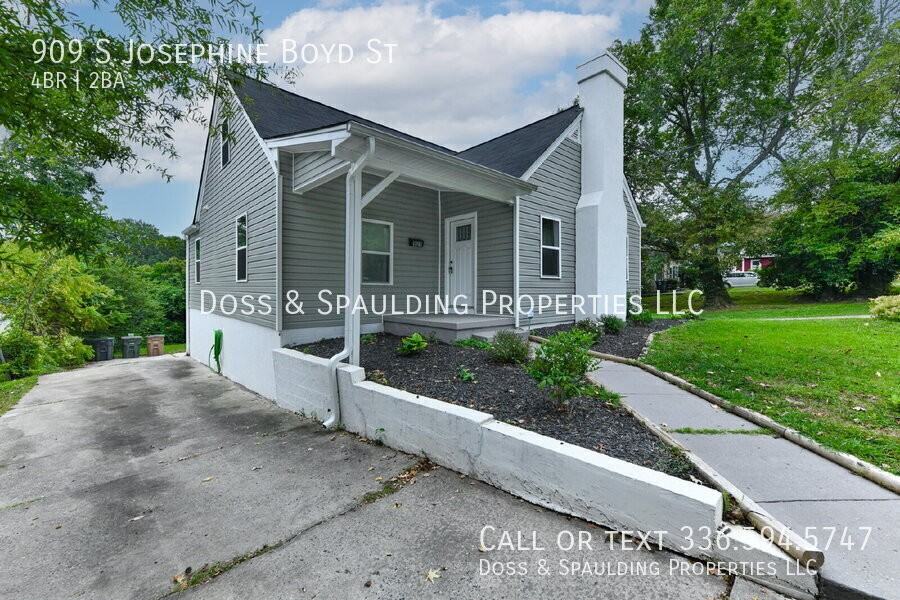 909 S Josephine Boyd St - Photo 2 of 32