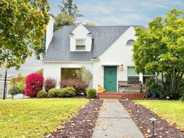 featured image of 342 W Chapman Ave