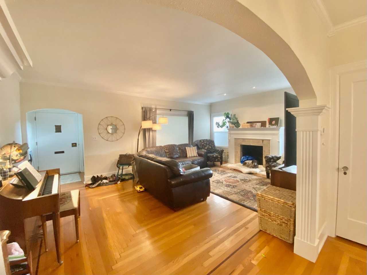 342 W Chapman Ave - Photo 2 of 12