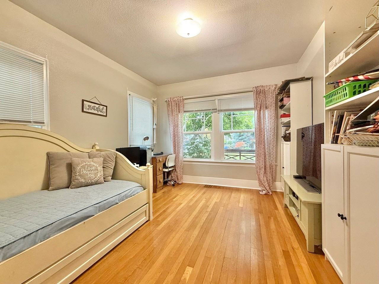 342 W Chapman Ave - Photo 5 of 12