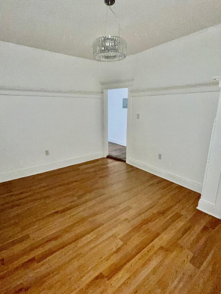 38 Randolph Ave #1L - Photo 3 of 10