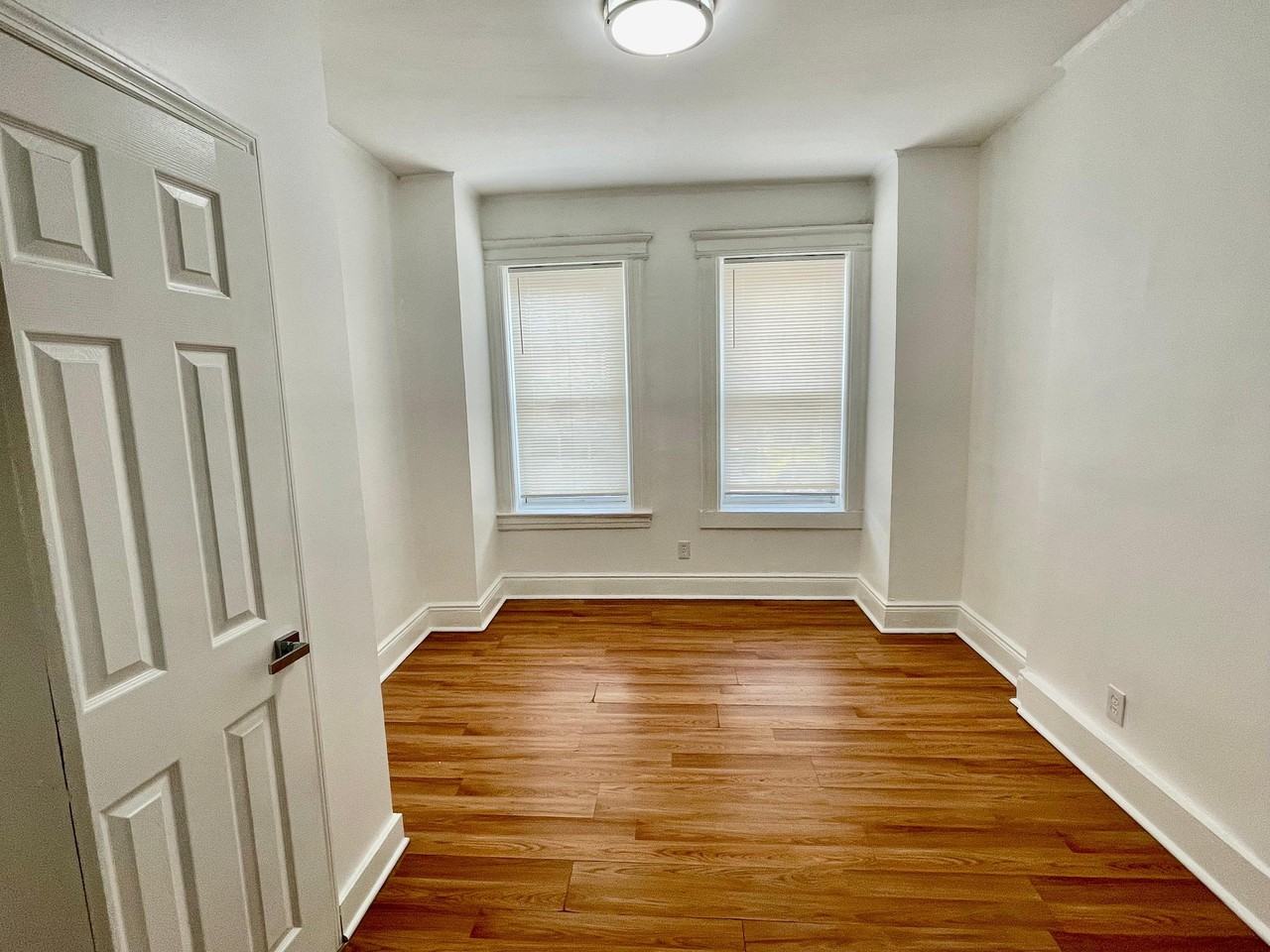 38 Randolph Ave #1L - Photo 5 of 10