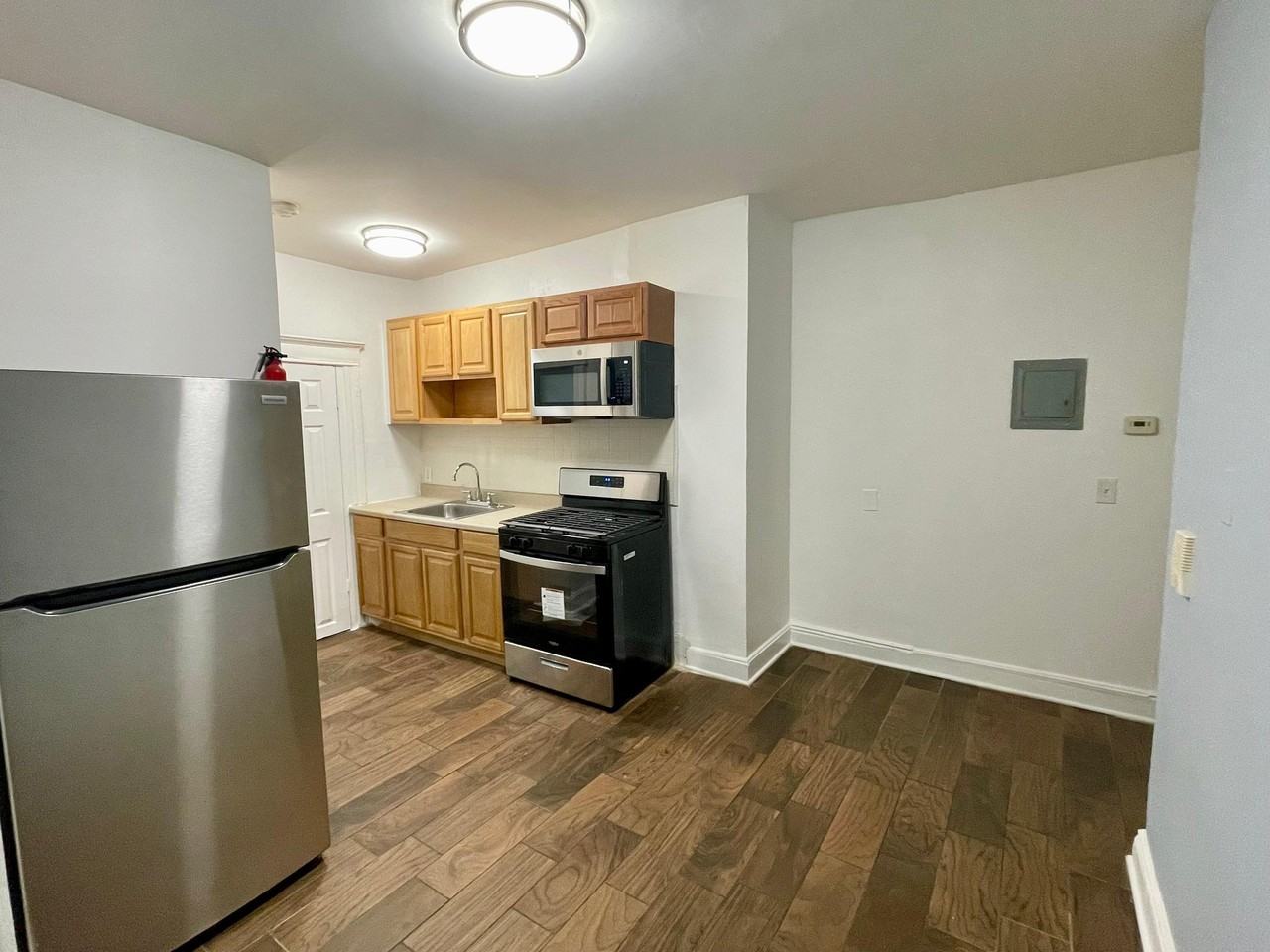 38 Randolph Ave #1L - Photo 7 of 10