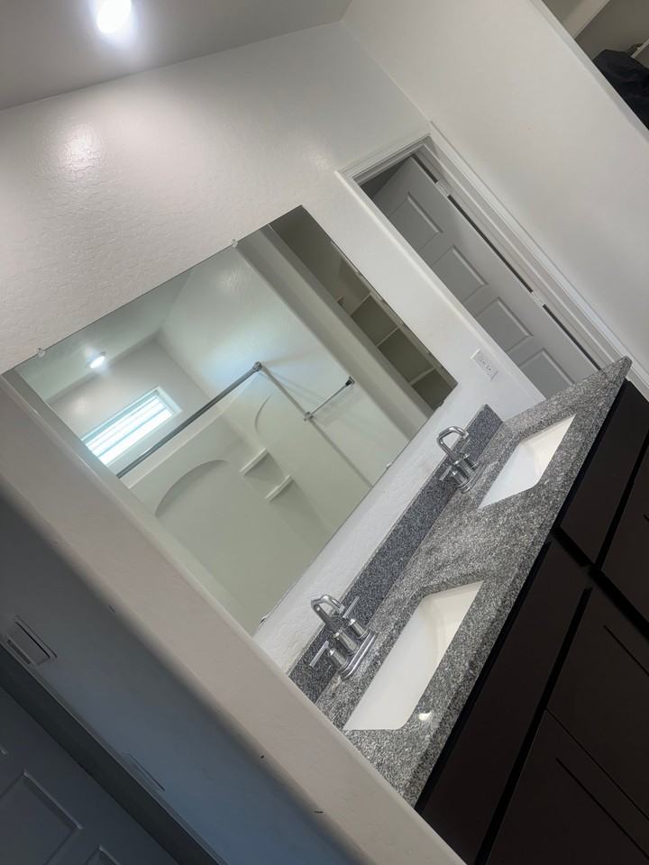 38050 W Amalfi Ave - Photo 4 of 16