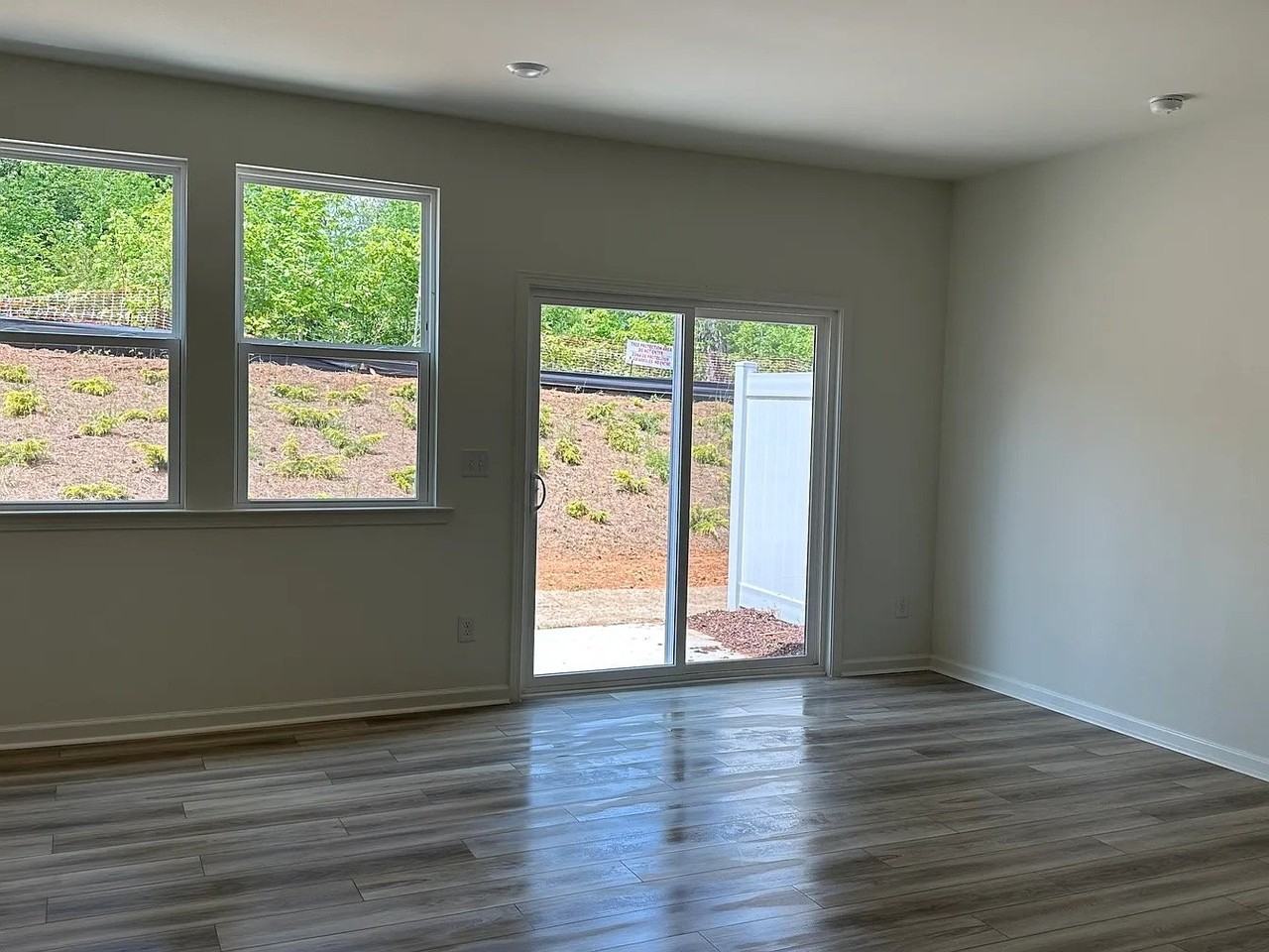 169 Parker Ln - Photo 3 of 14