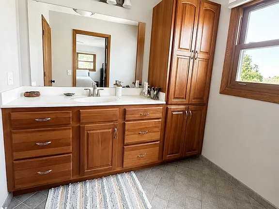 5321 Comanche Way - Photo 3 of 10