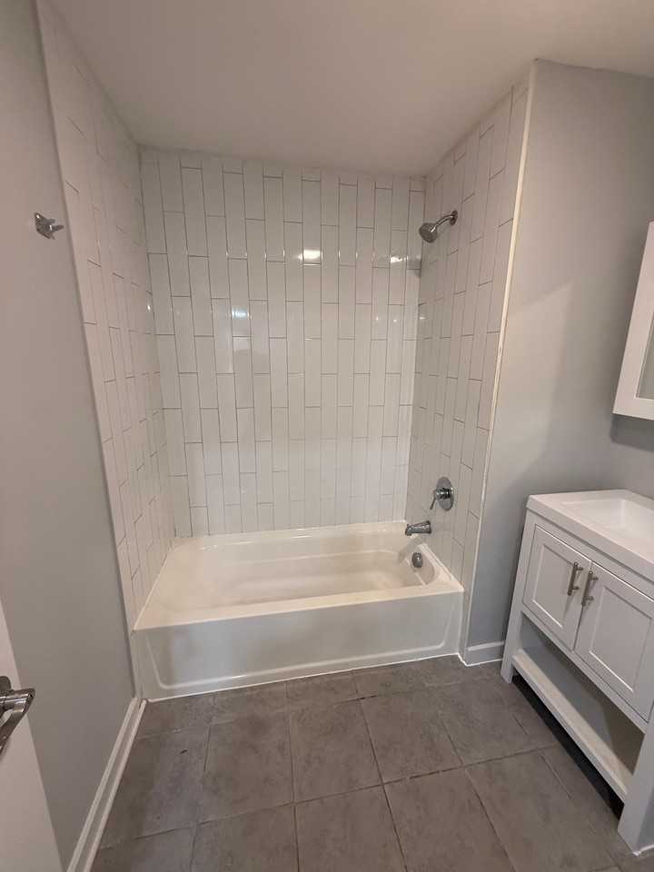 154 Hamilton Ave #202 - Photo 6 of 7
