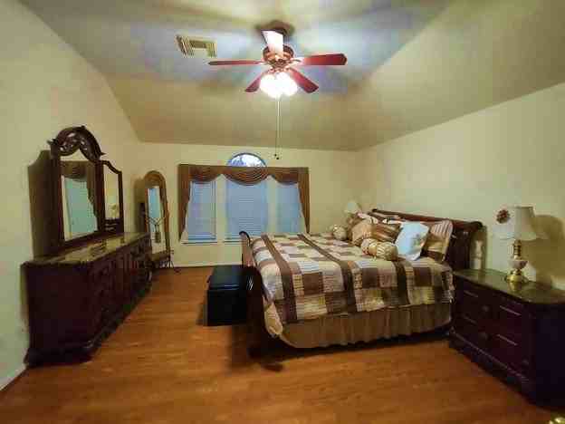 3810 Buckley Ln - Photo 2 of 12