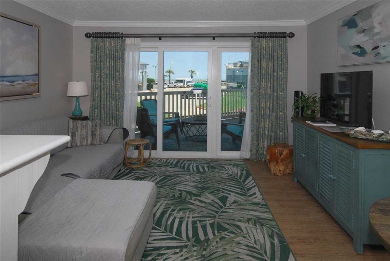 6300 Seawall Blvd #3116 - Photo 3 of 16
