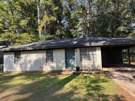 featured image of 1407 Cardinal St