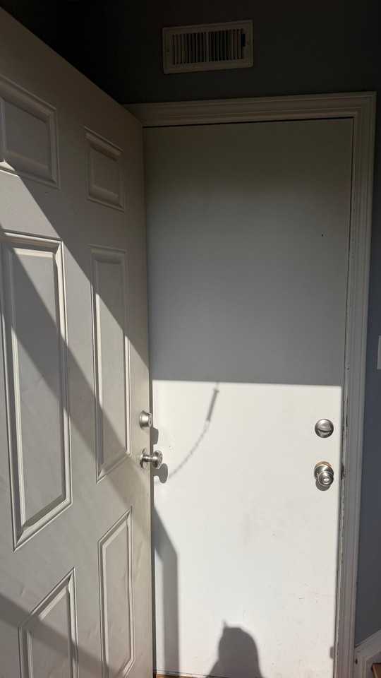 7760 W Almond Ct - Photo 4 of 20