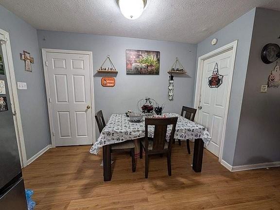 715 Cherub Dr - Photo 2 of 11