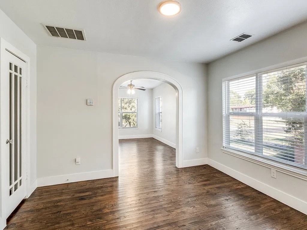 4302 Gaston Ave - Photo 3 of 4