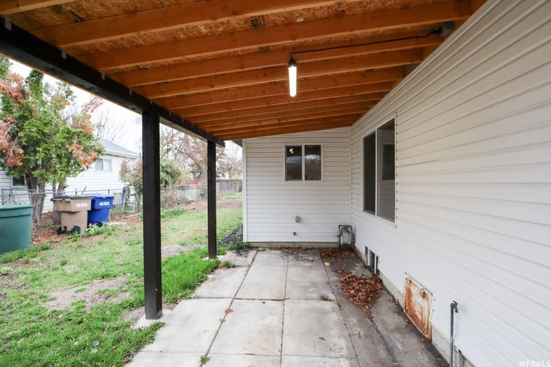 948 E Atkin Ave - Photo 2 of 21