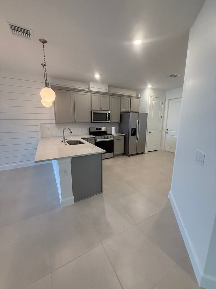 14812 Misty Pond Loop - Photo 3 of 20