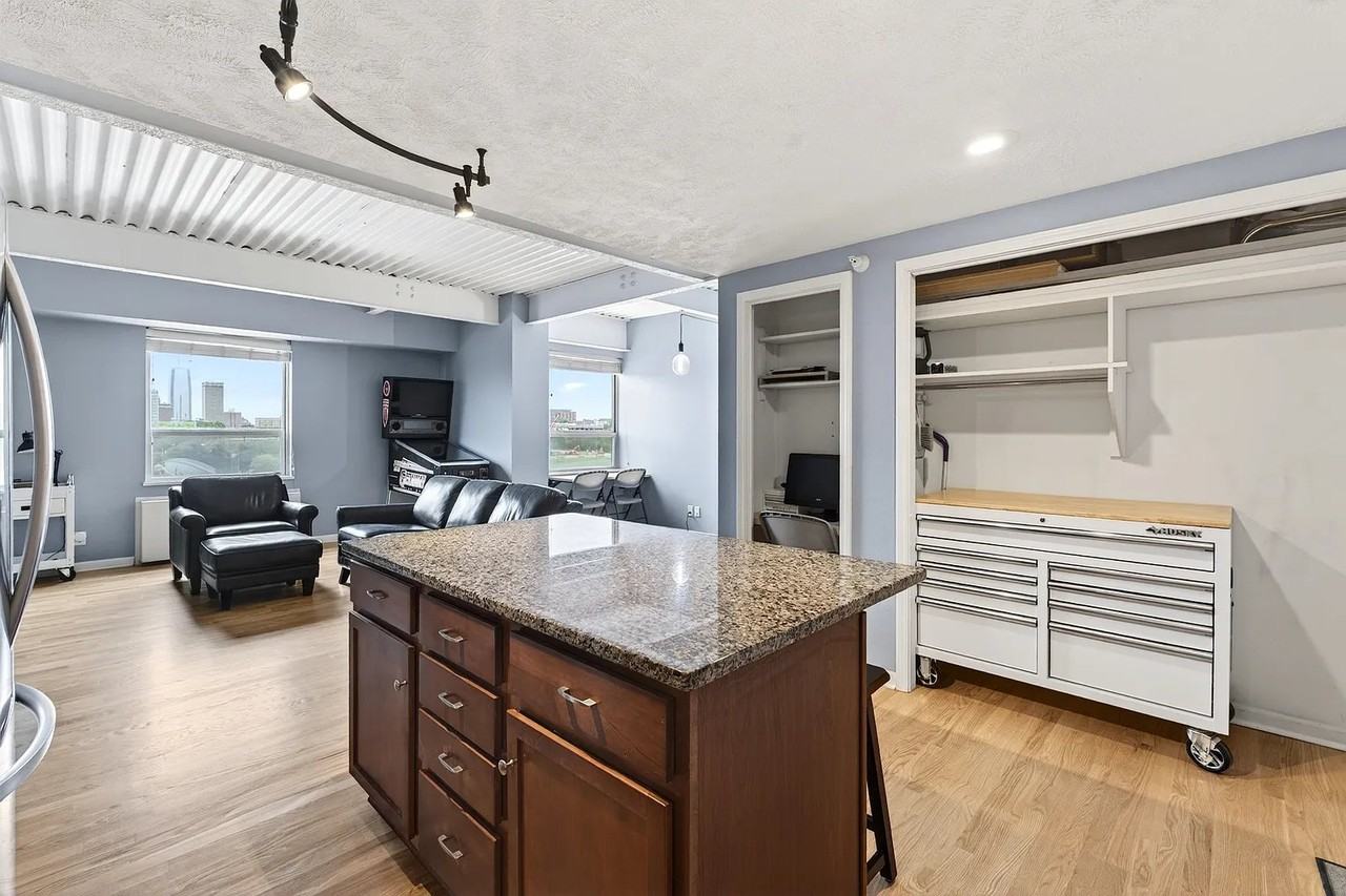 105 N 31st Ave #505 - Photo 5 of 22