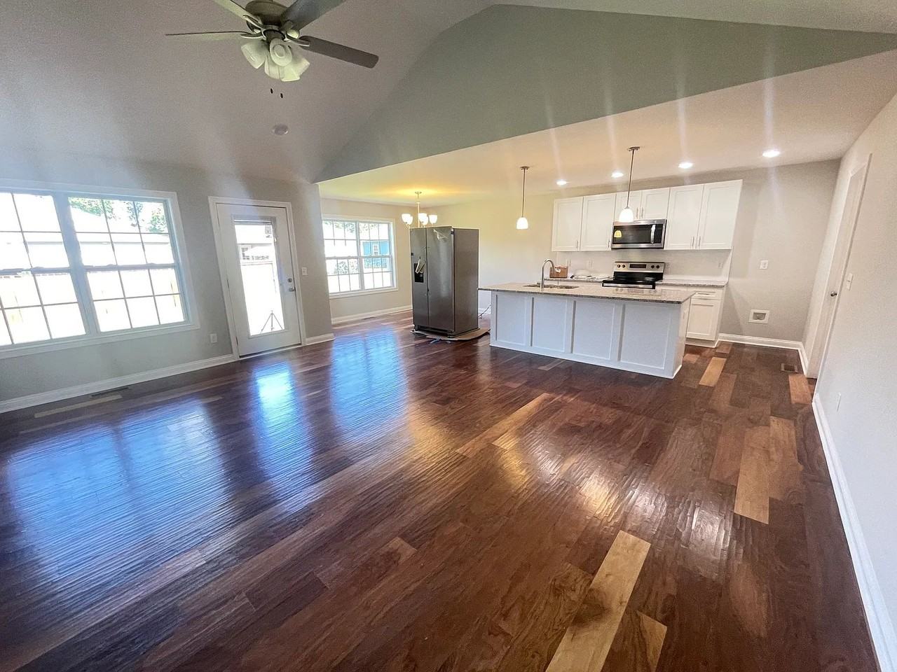 2027 Spring Lakes Cir - Photo 3 of 16