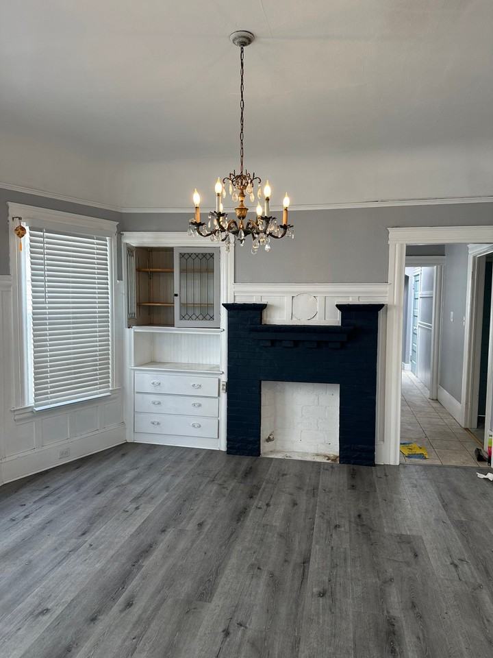 1438 4th Ave - Photo 3 of 13