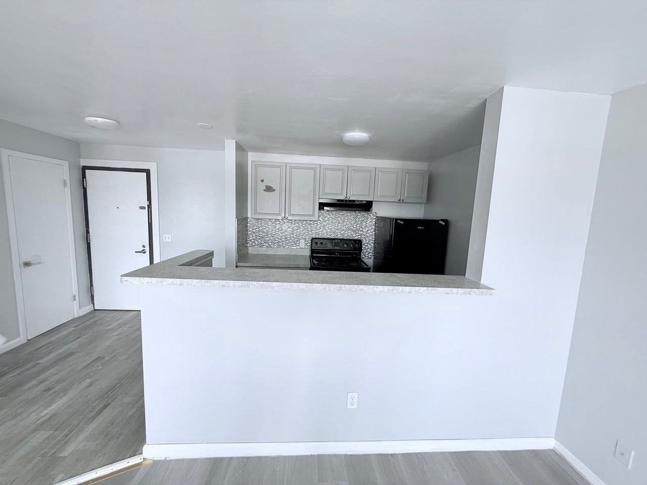 194 Washington St #314 - Photo 2 of 10