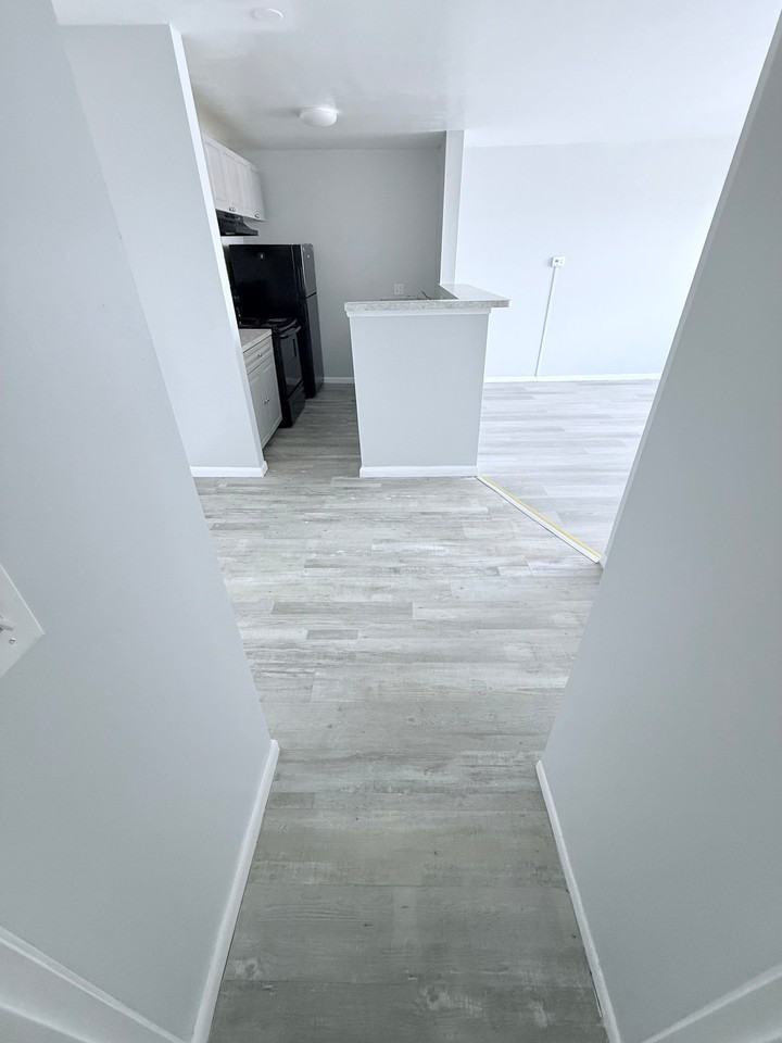 194 Washington St #314 - Photo 5 of 10