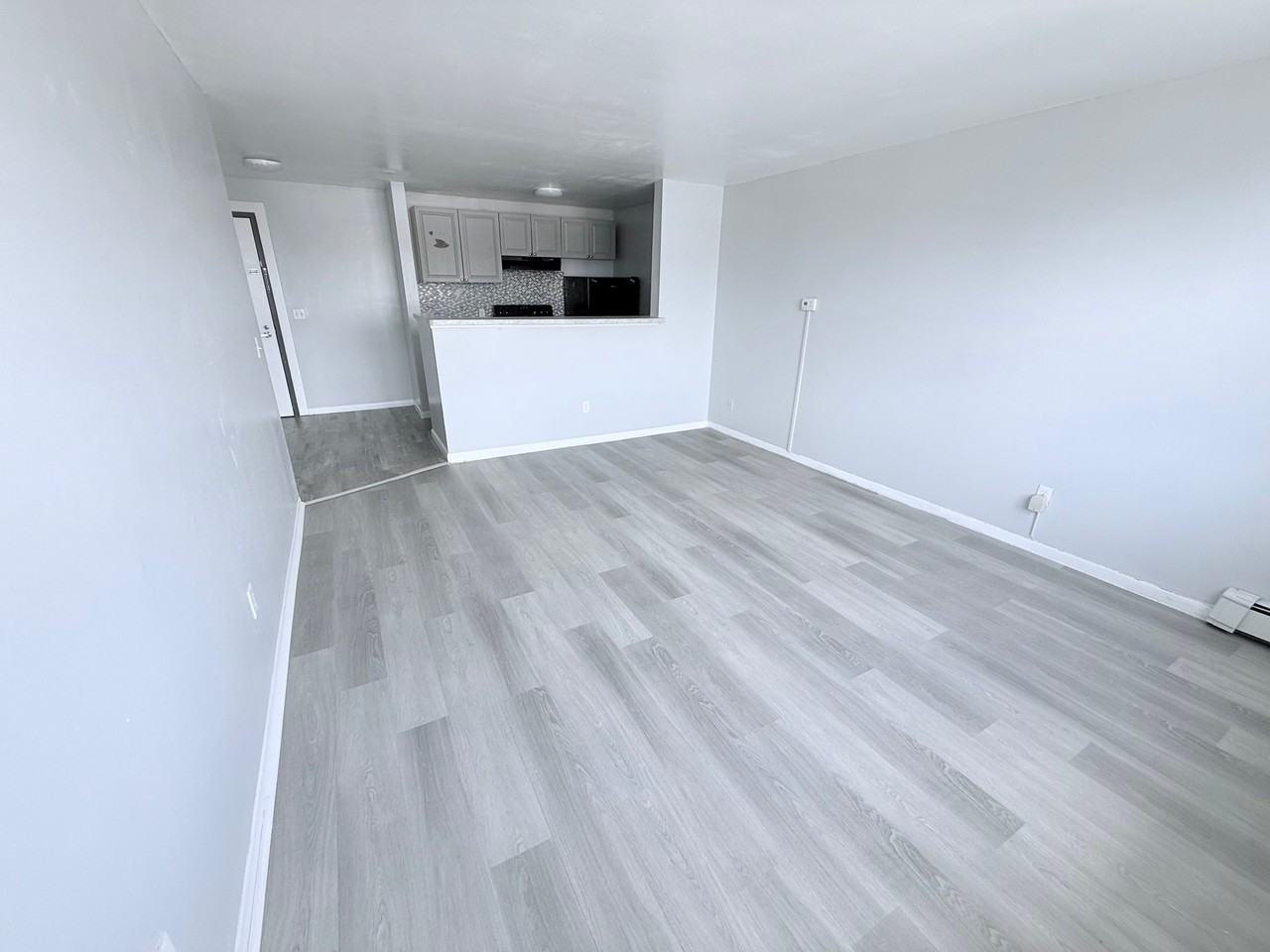 194 Washington St #314 - Photo 6 of 10