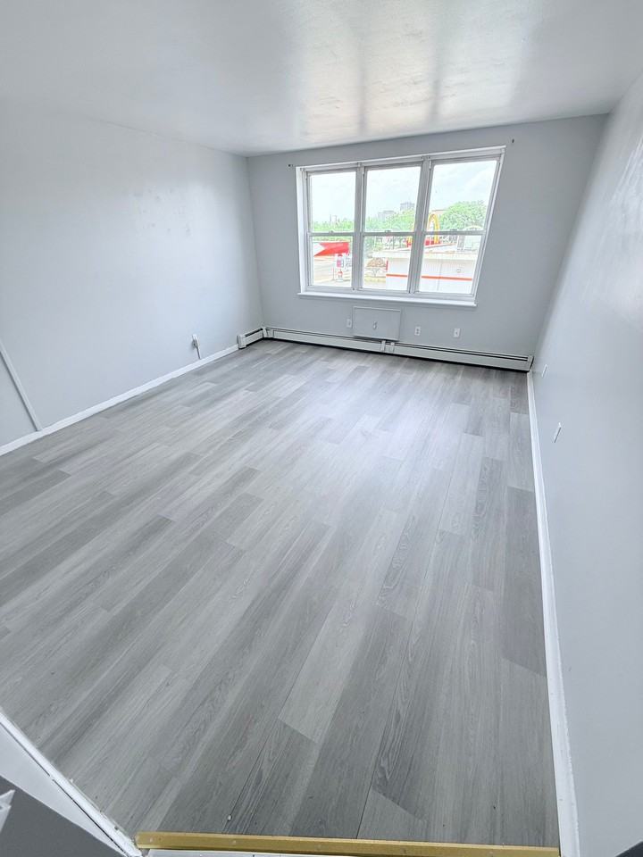 194 Washington St #314 - Photo 7 of 10