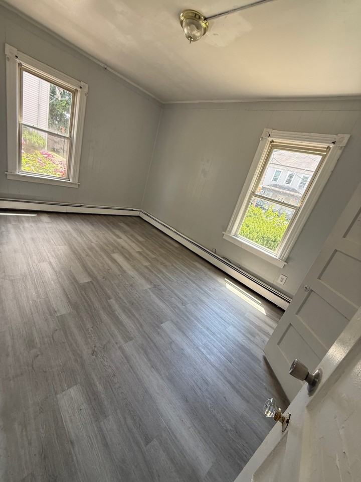 7 Kenyon Ct #5 - Photo 4 of 11