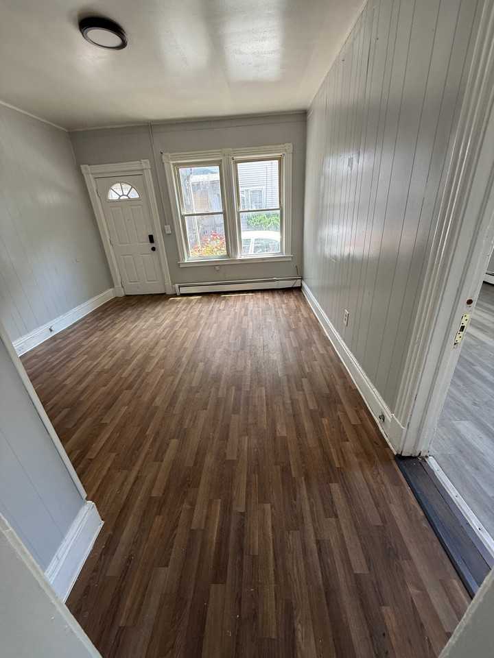 7 Kenyon Ct #5 - Photo 5 of 11