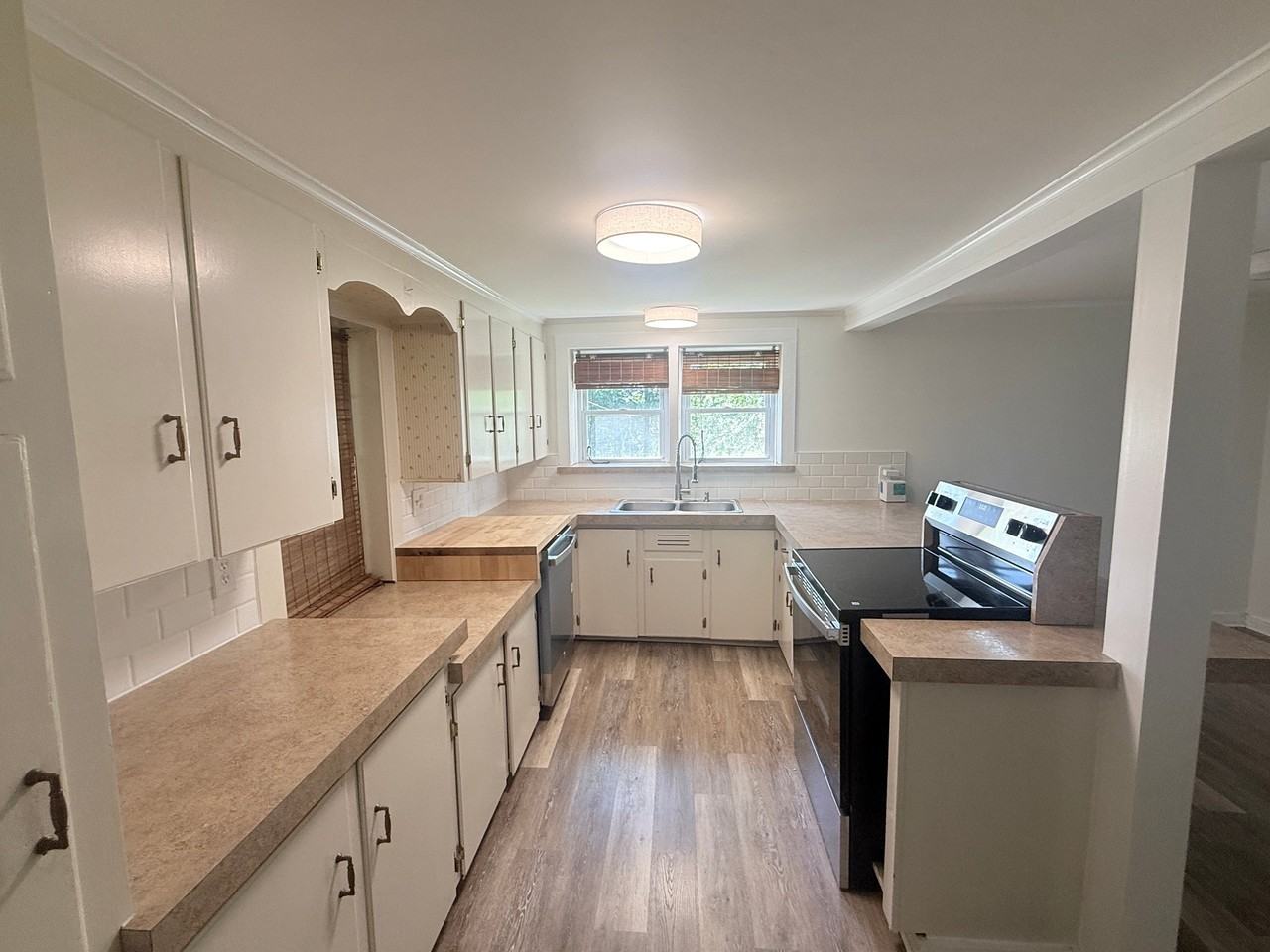 6226 Highway 111 - Photo 3 of 19