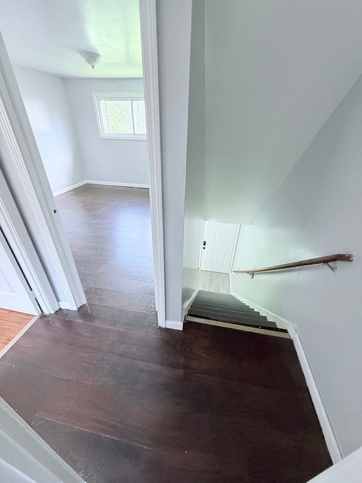 161 Martin St #5 - Photo 7 of 17