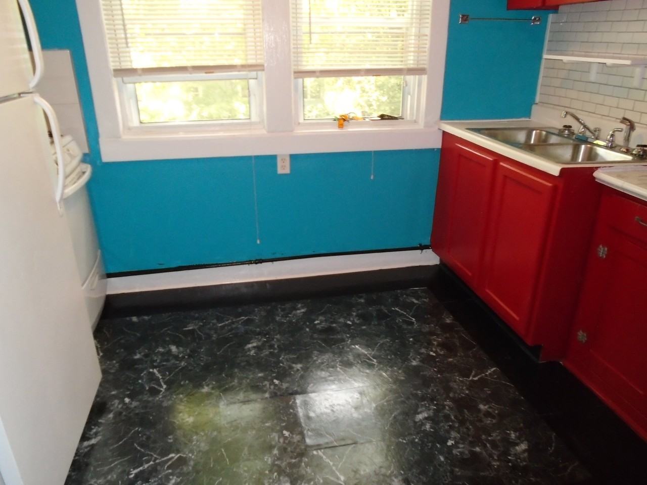 100 N 33rd St #3 - Photo 4 of 16