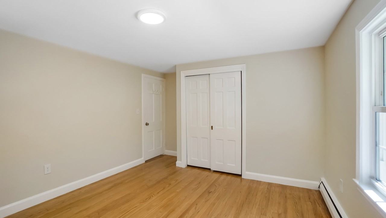 54 E Boscobel St - Photo 7 of 9
