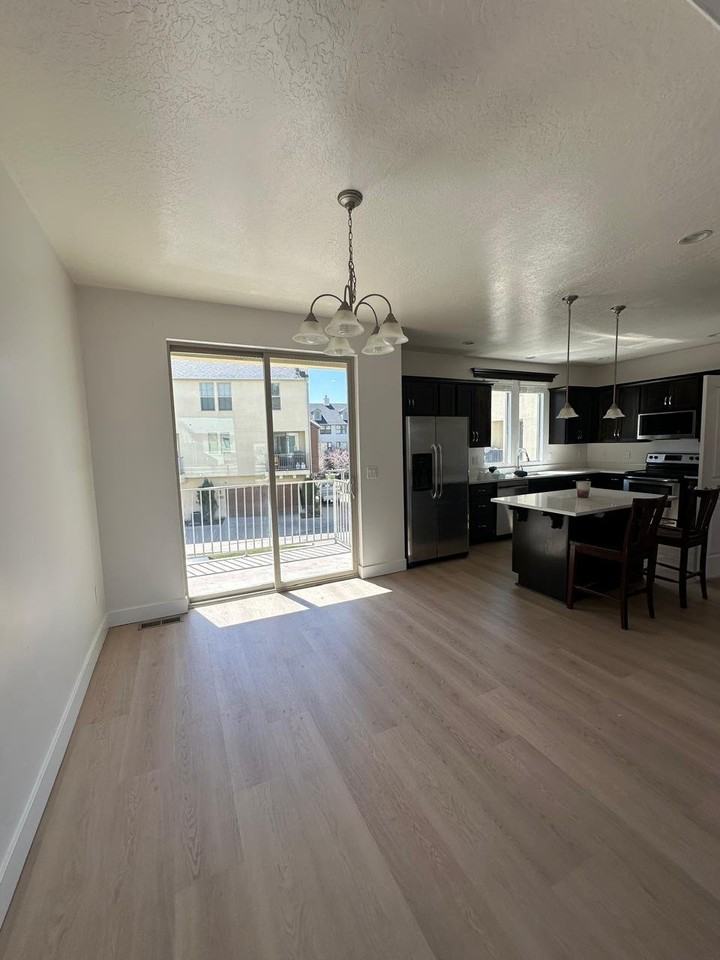 4789 W Daybreak Rim Way - Photo 5 of 9