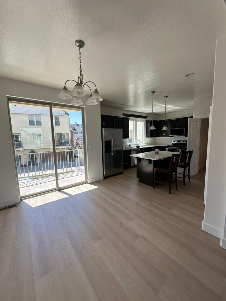 4789 W Daybreak Rim Way - Photo 6 of 9
