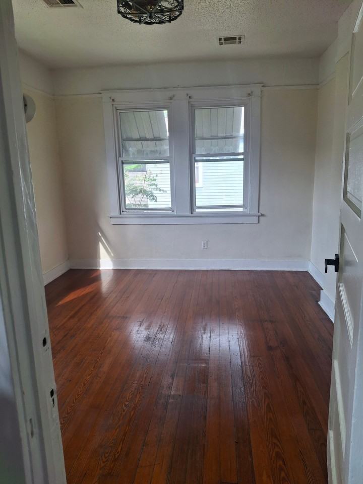 1840 Painters St #1840 - Photo 5 of 7